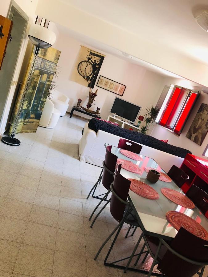 B&B Dell'Amicizia Fano Bagian luar foto