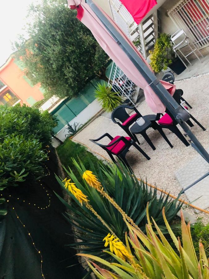 B&B Dell'Amicizia Fano Bagian luar foto
