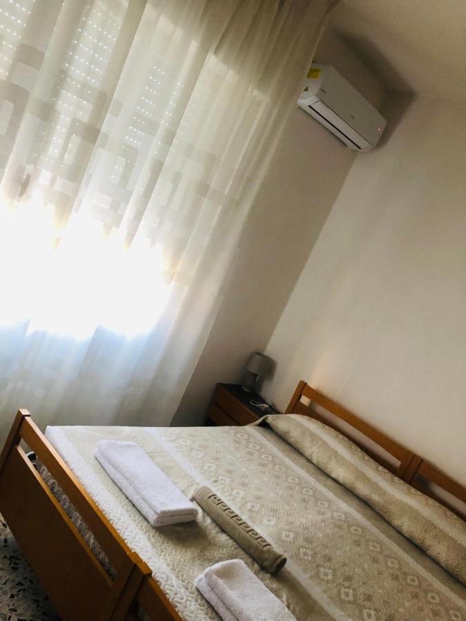 B&B Dell'Amicizia Fano Bagian luar foto
