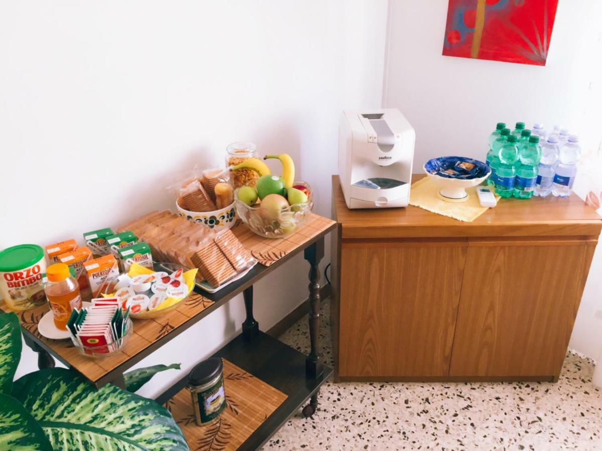 B&B Dell'Amicizia Fano Bagian luar foto